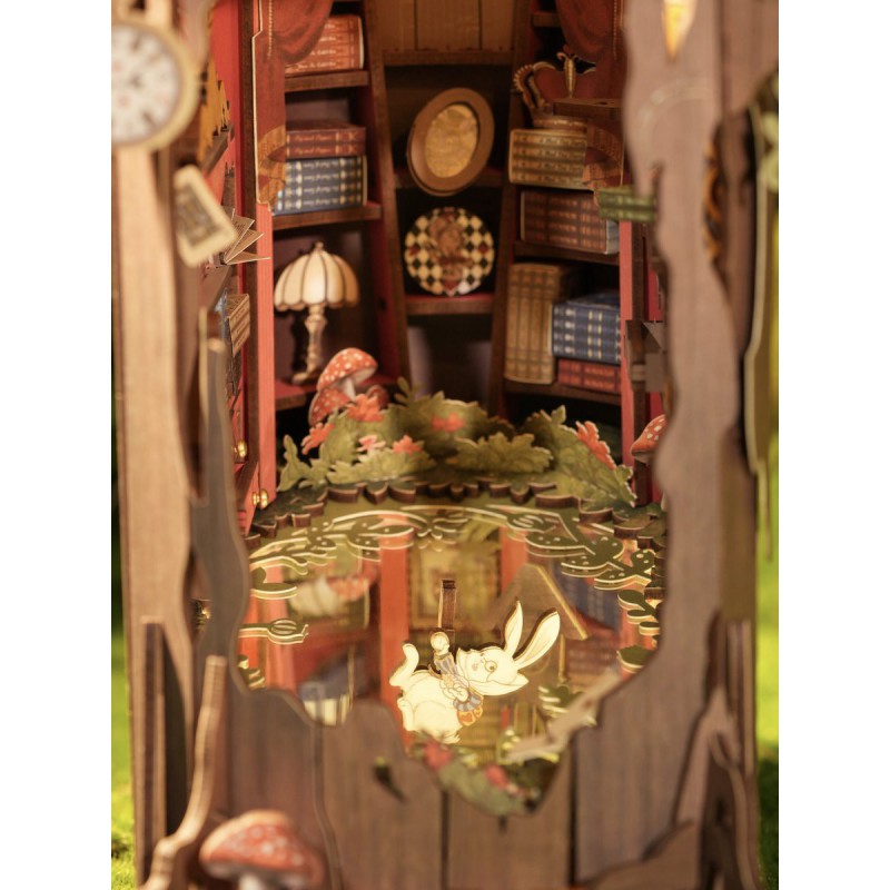 Book Nook, Alice adventure, Fall into wonderland, Rolife