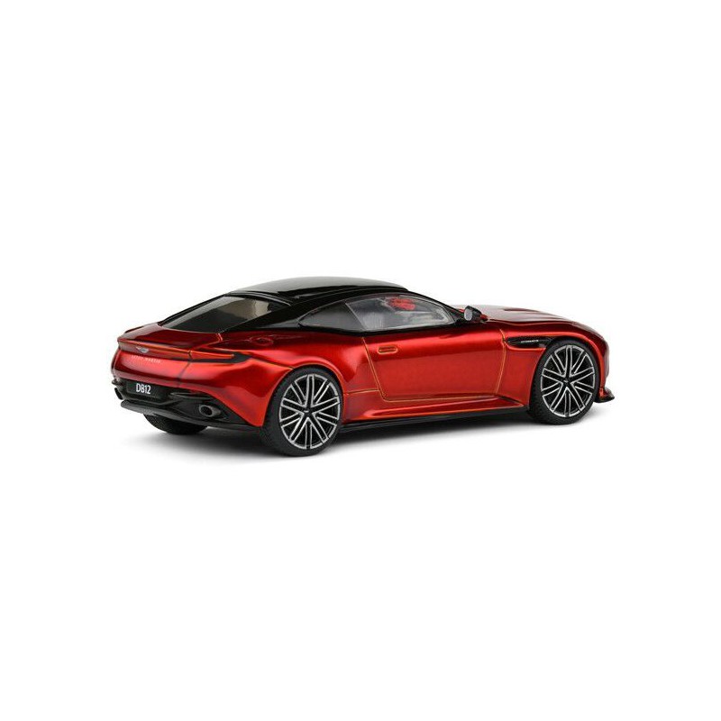 Aston Martin DB12 '23, (Rood) - 1:43 - Solido