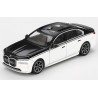 BMW I7 Xdrive (E60) '24, (Alpine Wit / Sapphire Zwart) MiniGT (959)