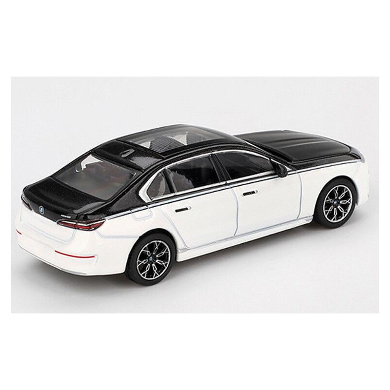 BMW I7 Xdrive (E60) '24, (Alpine Wit / Sapphire Zwart) MiniGT (959)