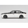 BMW I7 Xdrive (E60) '24, (Alpine Wit / Sapphire Zwart) MiniGT (959)