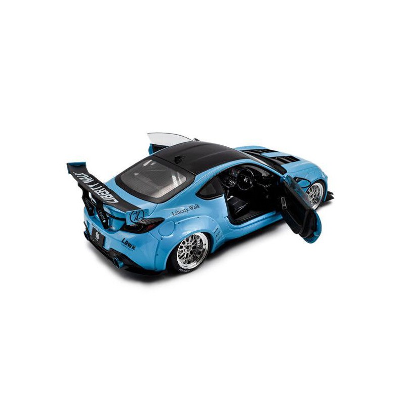 Toyota GR86 Liberty Walk body kit '24, (Blauw) - 1:18 - Solido