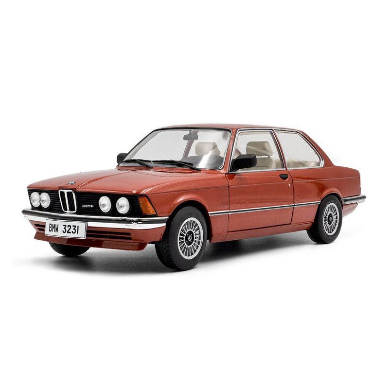 BMW 323I (E21) '80, rood metallic (Kastanje rood) - 1:18 - Solido