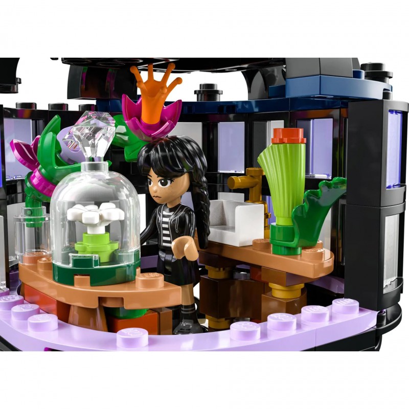 LEGO - 76784 Wednesday: Zwarte dahlia