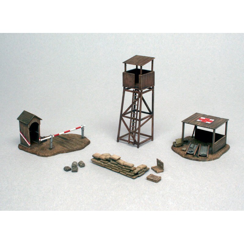 Battlefield Buildings, 1:72, Italeri