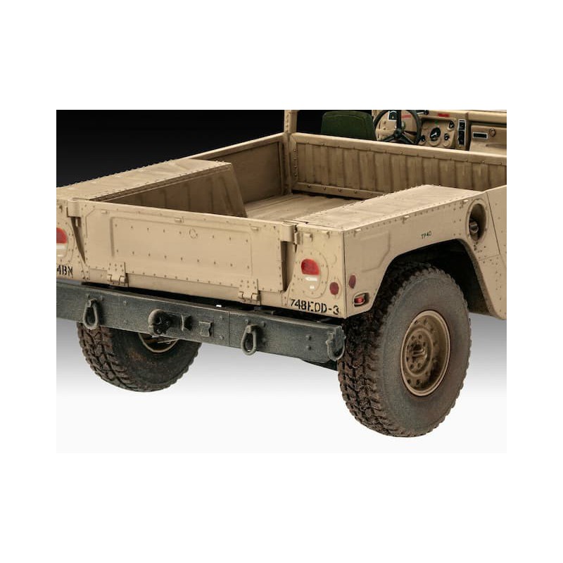 HMMWV M109 7A2 1:35, Revell (03366)