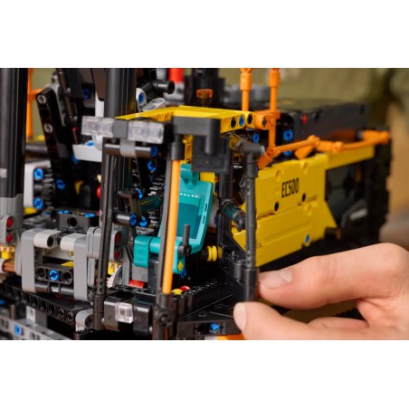 LEGO TECHNIC - 42215 Volvo EC500 Hybrid Graafmachine