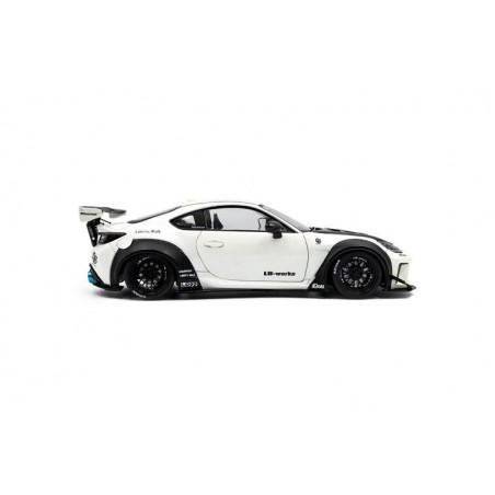 Toyota GR86 Liberty Walk body kit '24 (wit), Solido