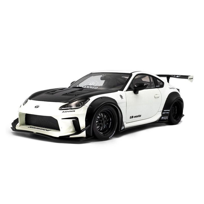 Toyota GR86 Liberty Walk body kit '24 (wit), Solido