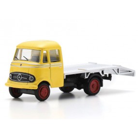 Mercedes Benz L319 (Autotransporter) (Geel) 1:87, Schuco