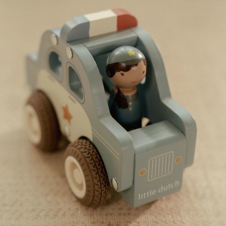Politiewagen met figuur FSC - Little Dutch Politiewagen met figuur FSC - Little Dutch