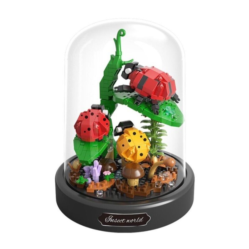 Bloemen met lieveheersbeestje, Balody