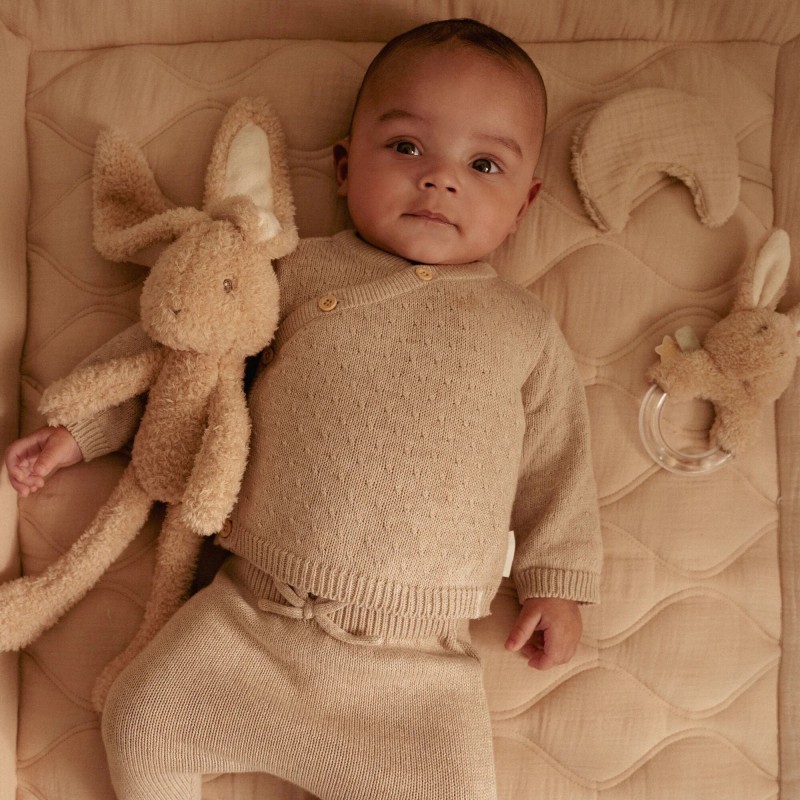 Gebreid vestje overslag, soft beige melee -  Little Goose, Little Dutch