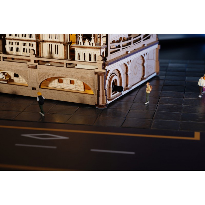 Marble Travel London, DIY mechanisch houtwerk knikkerbaan, Rokr