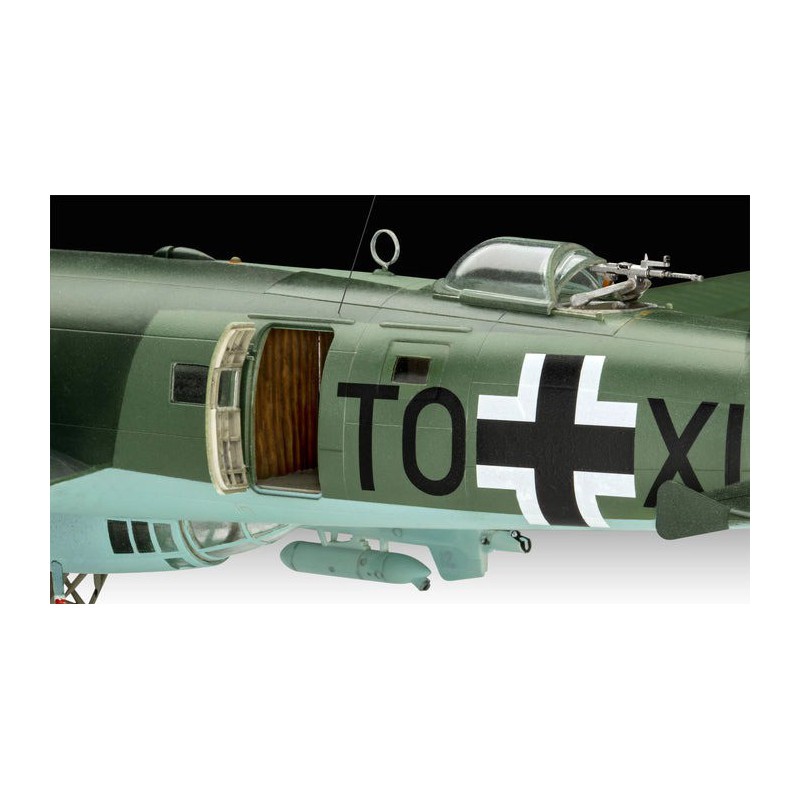 Focke-Wulf Fw 200 C-5/C-8 Condor, 1:72, Revell