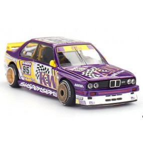 BMW M3 (E30) Kaido KW V1 '89, Kaido House 1:64, Mini GT