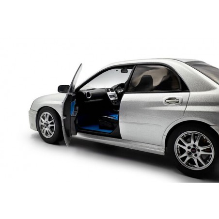 Subaru Impreza WRX STI '03, zilver (Premium silver effect) 1:18, Solido