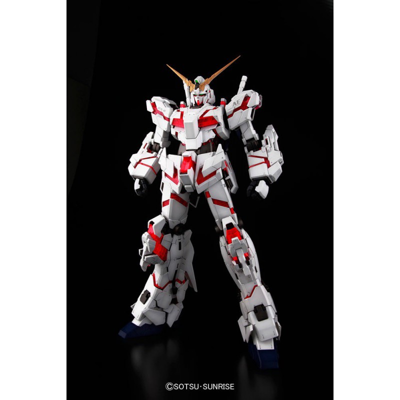 Gundam: PG Unicorn RX-0 Gundam, Bandai