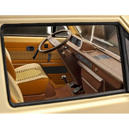 VW T3 Bus "Surfer Boy": Stranger Things, Revell