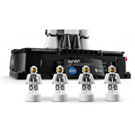 LEGO Technic - 42221 NASA Artemis ruimteraket