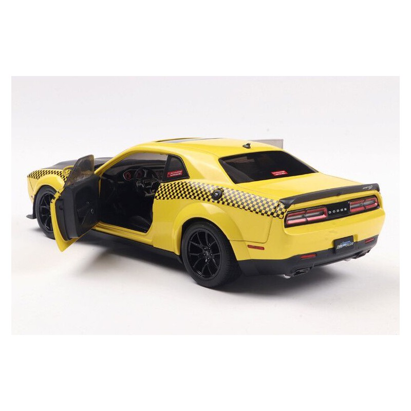 Dodge Challenger SRT Hellcat widebody NYC Hellcab '23 - 1:18 - Solido