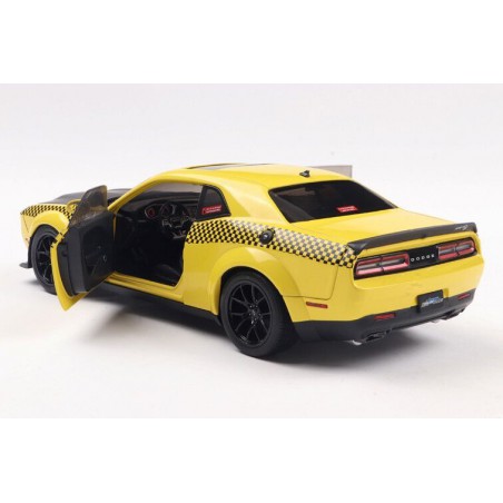 Dodge Challenger SRT Hellcat widebody NYC Hellcab '23 - 1:18 - Solido