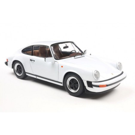 Porsche 911 (930) 3,0 SC '74, wit - 1:18 - Solido