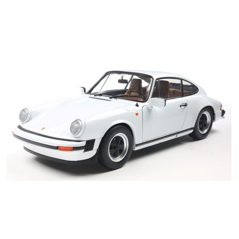Porsche 911 (930) 3,0 SC '74, wit - 1:18 - Solido