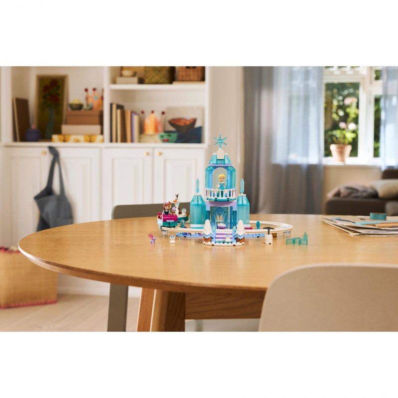 LEGO DISNEY - 43281 Elsa's ijskasteel en sneeuwrit