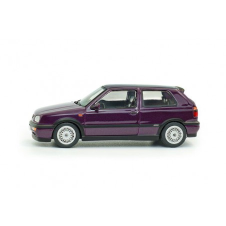 VW Golf MKIII VR6 '94, paars (Dusty mauve pearl) - 1:43 - Solido