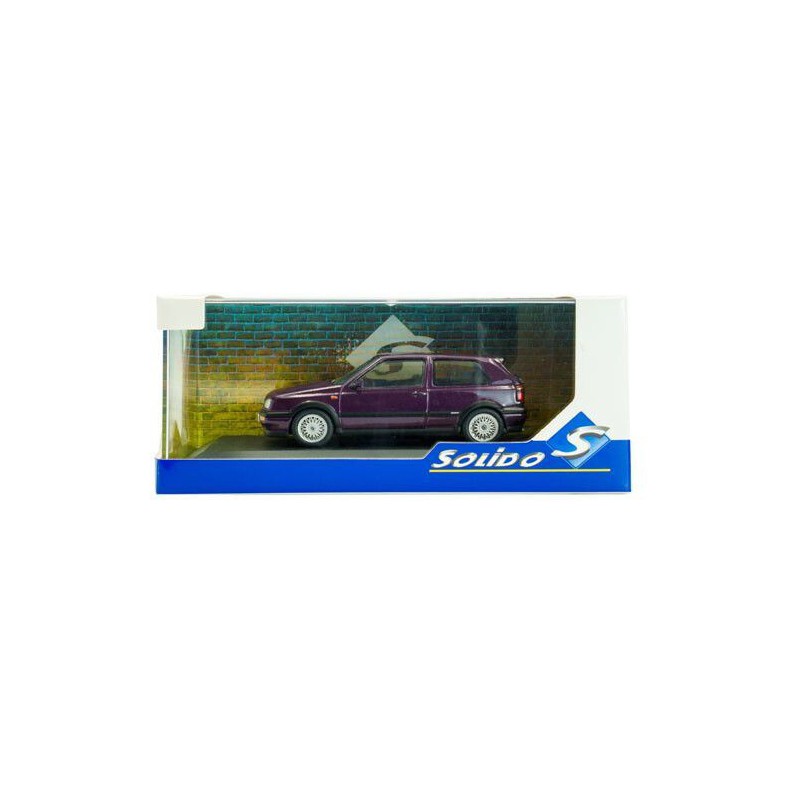 VW Golf MKIII VR6 '94, paars (Dusty mauve pearl) - 1:43 - Solido