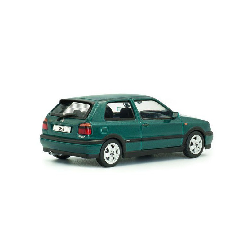 VW Golf MKIII VR6 '94, groen (Dragon green pearl) - 1:43 - Solido