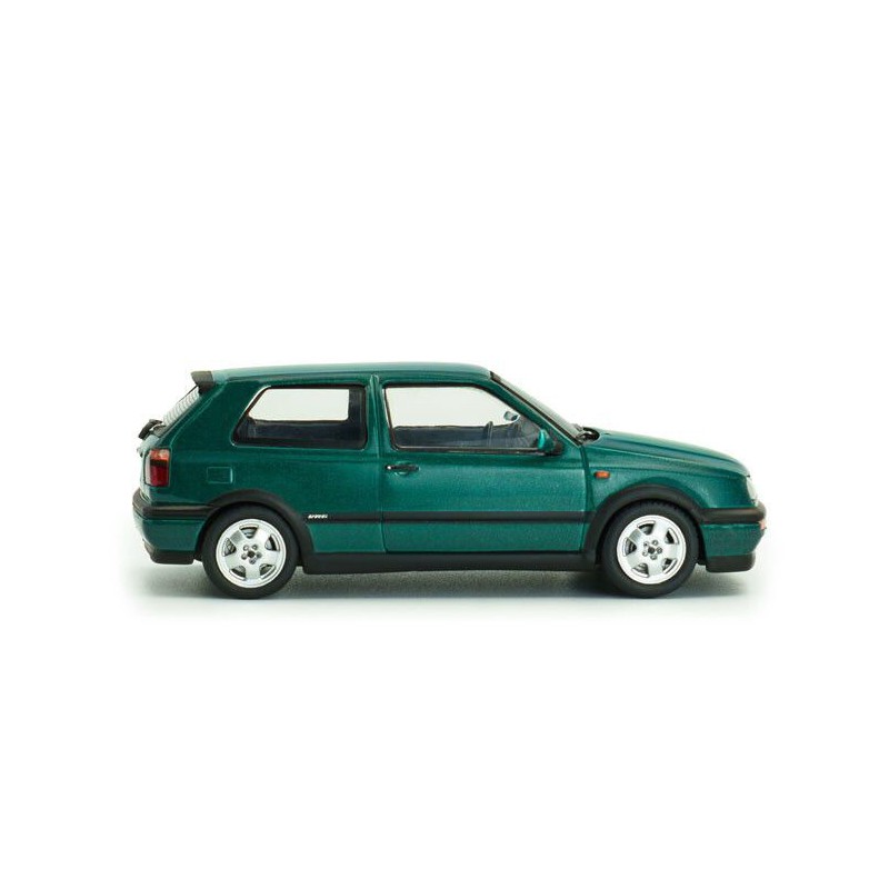 VW Golf MKIII VR6 '94, groen (Dragon green pearl) - 1:43 - Solido