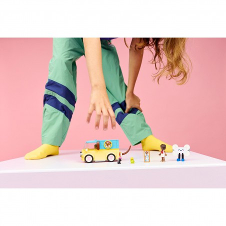 LEGO FRIENDS - 42678 Bestelwagen met dierenaccessoires