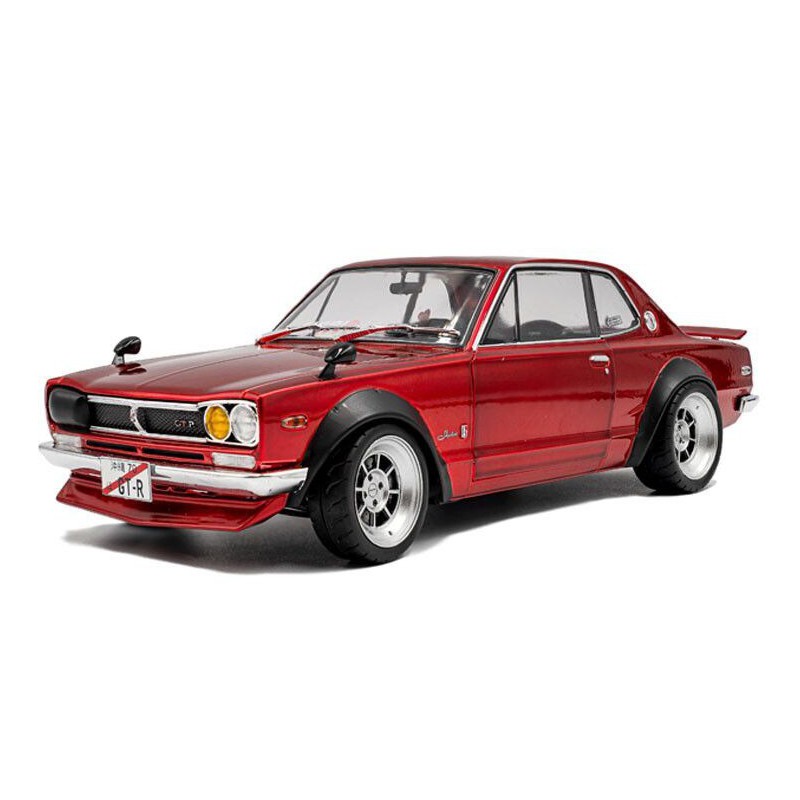Nissan Skyline (C10) Hakosuka Solido Works '70, rood met. - 1:18 - Solido