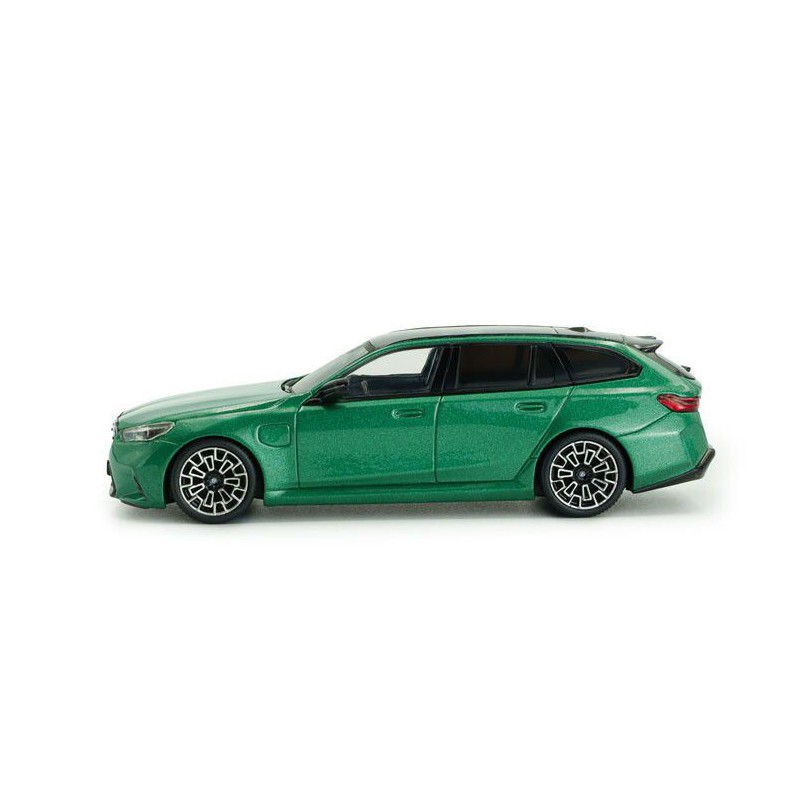 BMW M5 Touring (G99) '24, groen (Isle of Man)  - 1:43 - Solido