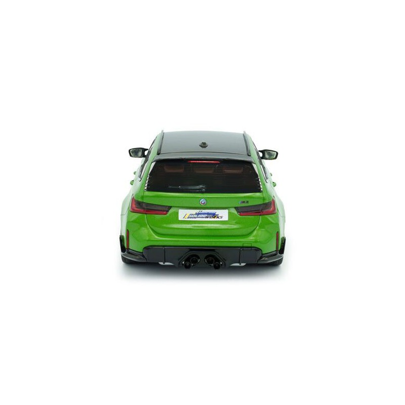 BMW M3 Touring (G81) Performance parts '24, groen met. - 1:18 - Solido