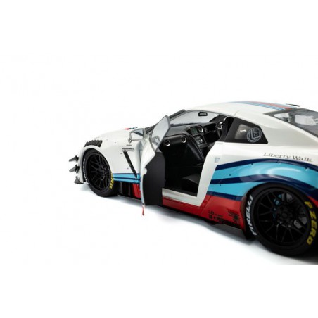 Nissan GT-R (R35) W Liberty Walk body kit 2.0 M '24 - 1:18 - Solido