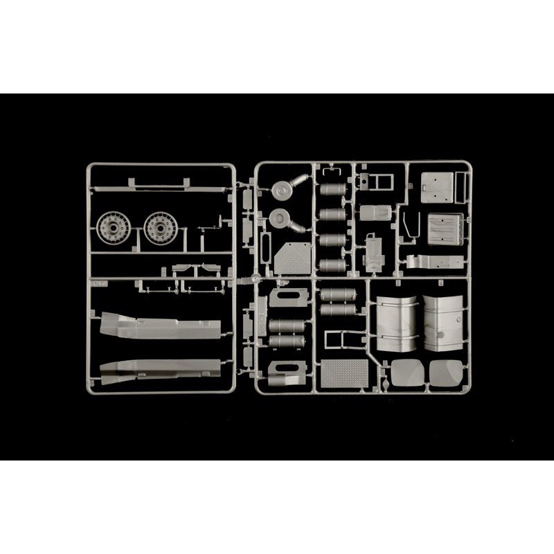Iveco TURBOSTAR 190.48 reefer truck 1:24, Italeri