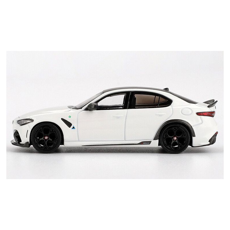 Alfa Romeo Giulia GTA '20, WIT,1:64, BBR Models