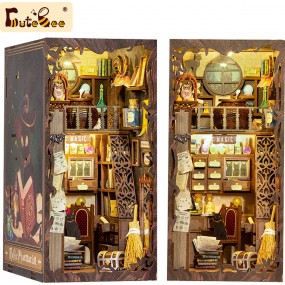 Book Nook Magic pharmacist, Cutebee