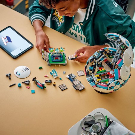 LEGO EDITIONS - 43019 Voetbal