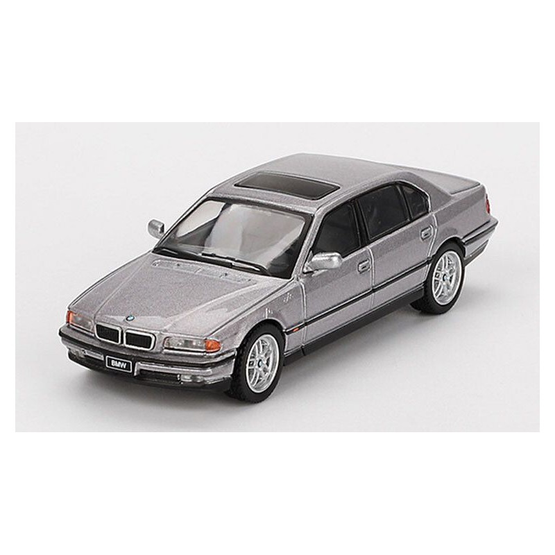 BMW 750 IL (E38) '00, zilver metallic (792)