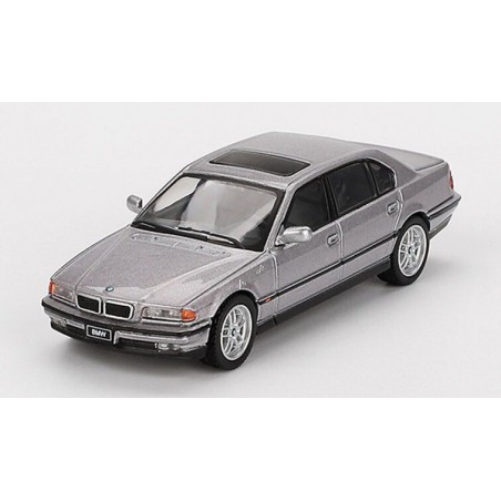 BMW 750 IL (E38) '00, zilver metallic (792)
