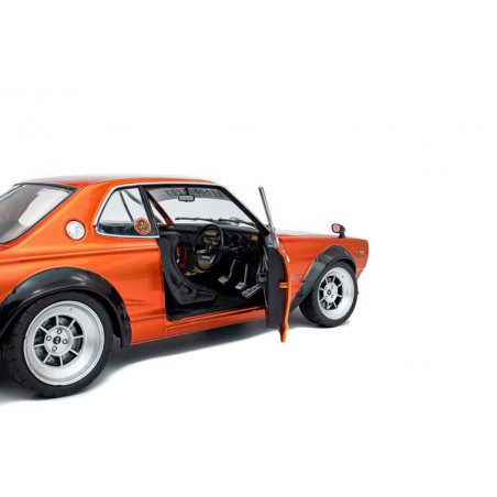Nissan Skyline (C10) Hakosuka Solido Works '70, oranje - 1:18 - Solido