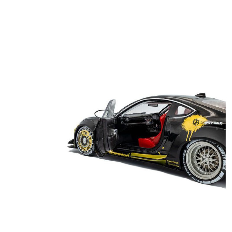 Toyota GR86 Liberty Walk body Kit '24, zwart/goud - 1:18 - Solido