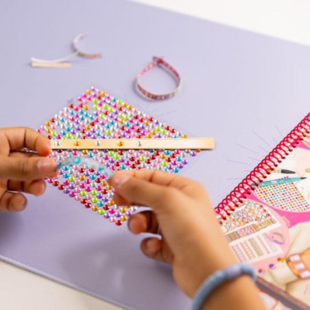 TOPModel Create your BLING BLING kleurboek, sieraden 13740