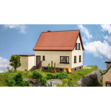 Dorpshuis met Garage H0, Noch 66606