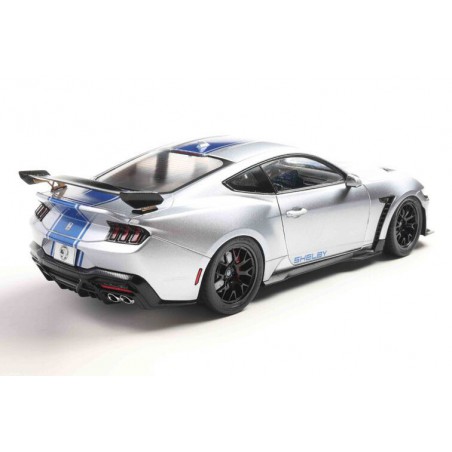 Shelby Mustang Super Snake '25, grijs met blauwe strepen - 1:18 - Solido