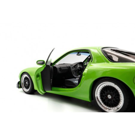 Mazda RX7 FD3RS '99, groen - 1:18 - Solido